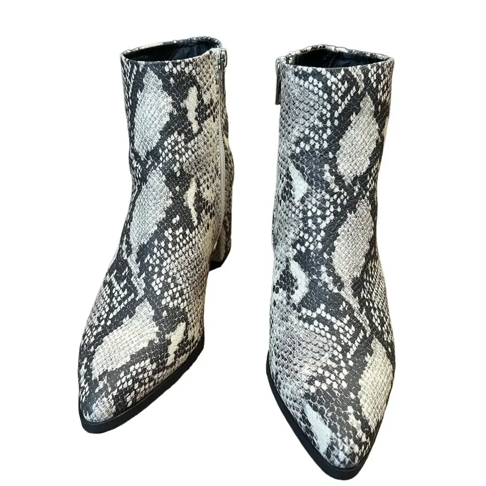 MADDEN GIRL Rapid Sock Booties Snake-Skin Booties, Size 7.5